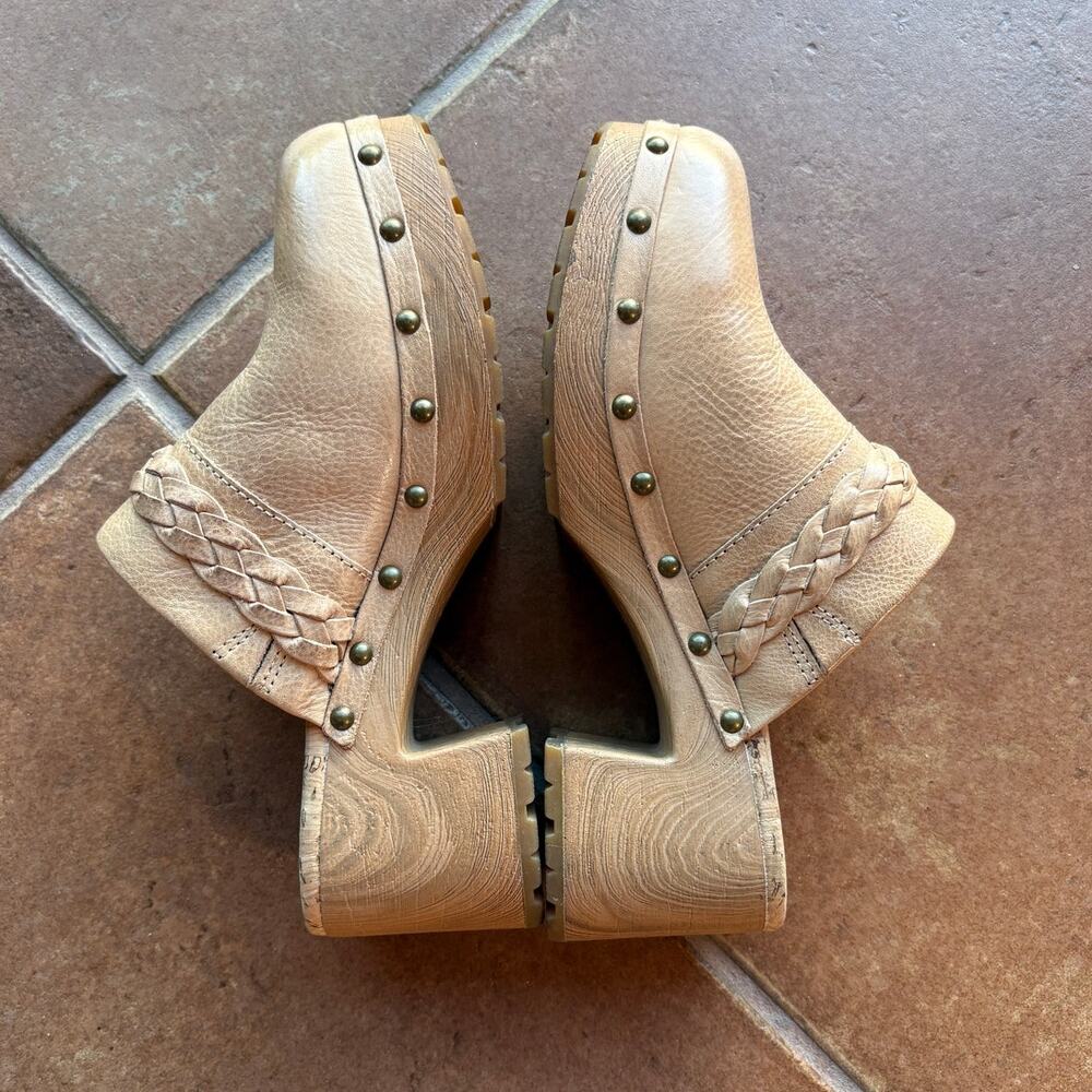 Kork-Ease Tilly Tan Leather Retro Style Platform Clog w Brass Stud Detail size 8 - Picture 9 of 15